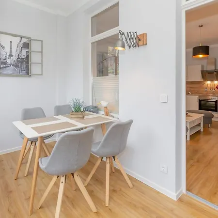 Ferienwohnung Muschelsucher Sellin  Buitenkant foto